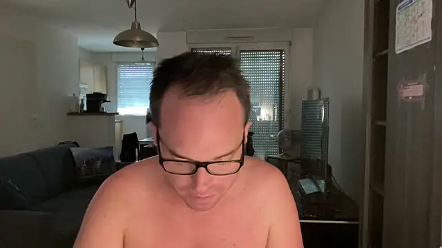 Snapshot of Funnyjul31 chatting on 09.14.25 Funnyjul31 online show from 09.14.25