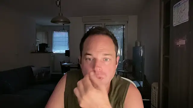 Snapshot of Funnyjul31 chatting on 09.21.25 Funnyjul31 online show from 09.21.25