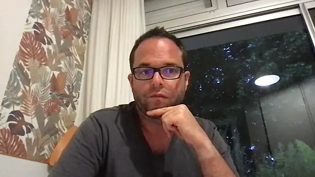Snapshot of Funnyjul31 chatting on 06.03.26 Funnyjul31 online show from 06.03.26