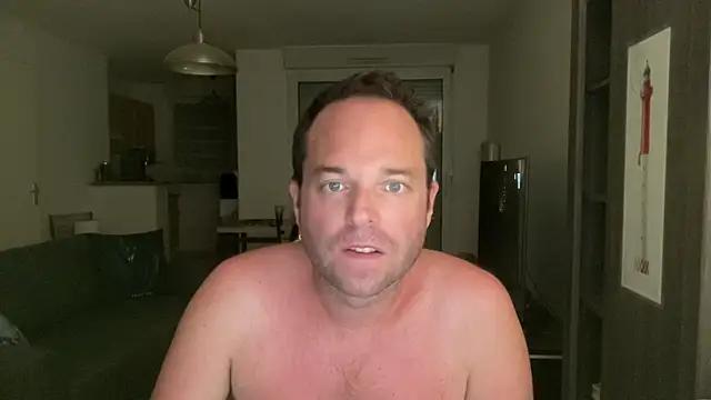 Snapshot of Funnyjul31 chatting on 06.21.26 Funnyjul31 online show from 06.21.26