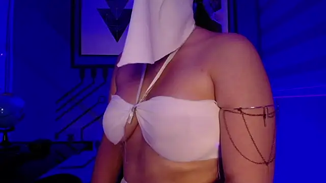 Snapshot of LeilaRasi chatting on 02.01.25 LeilaRasi online show from 02.01.25