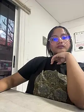 my cam online show from 02.21.25