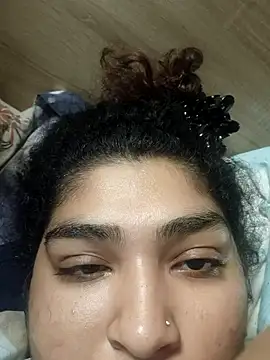 naina78910 online show from 10.29.25