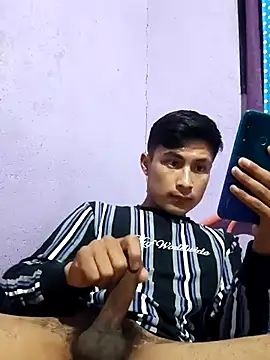 Snapshot of EduardoEspinoza12 chatting on 12.03.25 EduardoEspinoza12 online show from 12.03.25