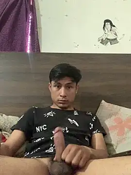 Snapshot of EduardoEspinoza12 chatting on 05.20.26 EduardoEspinoza12 online show from 05.20.26