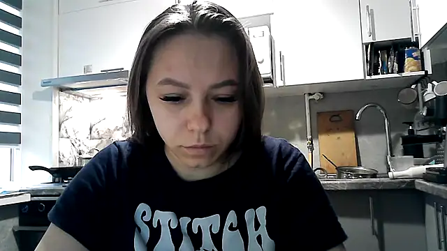 Snapshot of Misssweet_s chatting on 11.07.25 Misssweet s online show from 11.07.25