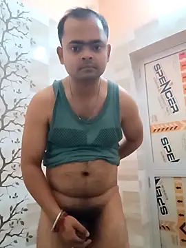 Snapshot of guavam65 chatting on 04.28.26 guavam65 online show from 04.28.26