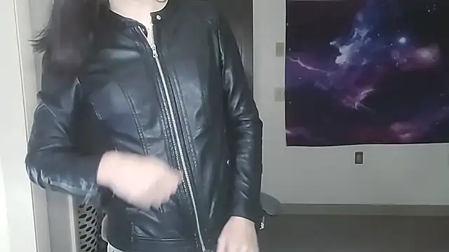 Snapshot of Ivyrose4999 chatting on 10.10.25 Ivyrose4999 online show from 10.10.25