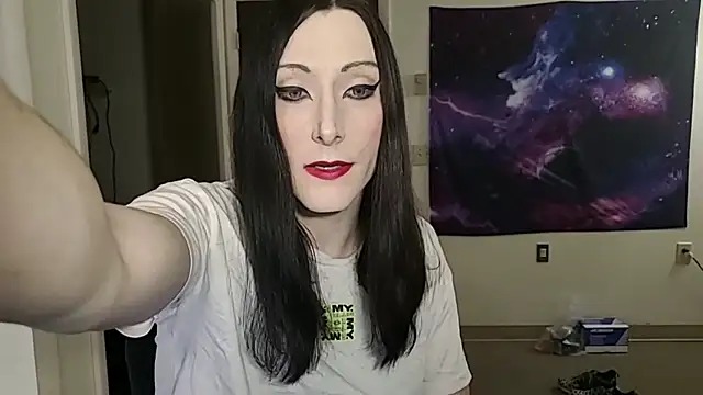 Snapshot of Ivyrose4999 chatting on 10.23.25 Ivyrose4999 online show from 10.23.25