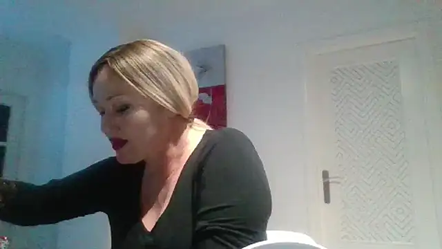 Luzia-Sal online show from 01.27.25