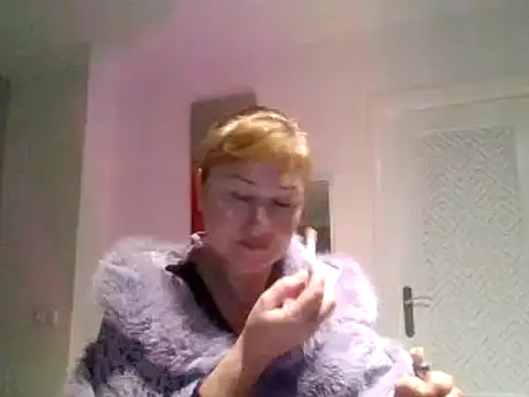 Luzia-Sal online show from 02.04.25