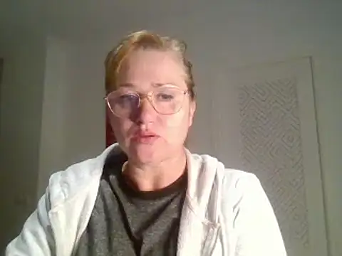 Luzia-Sal online show from 02.12.25