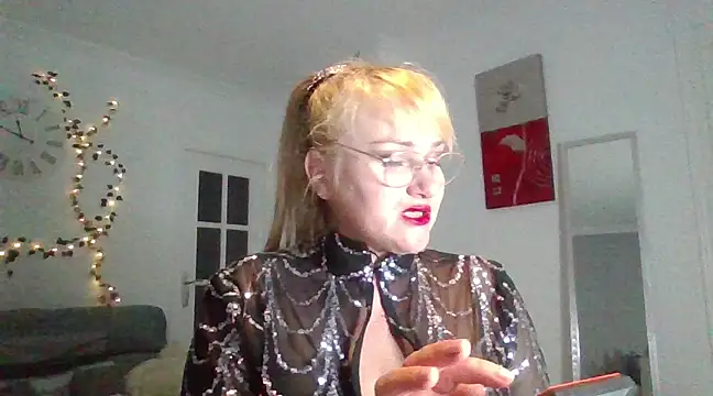 Luzia-Sal online show from 02.13.25