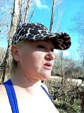 Luzia-Sal online show from 02.16.25