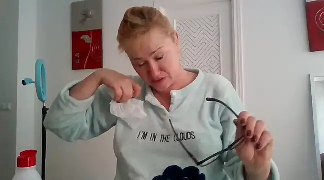 Luzia-Sal online show from 03.14.25