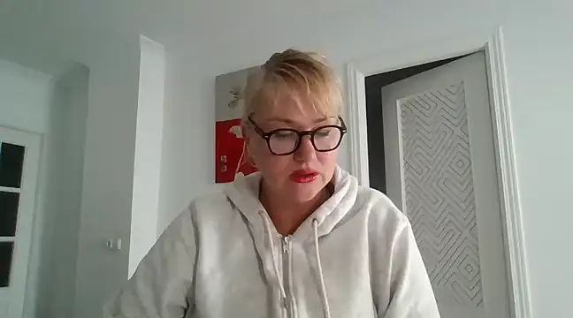 Luzia-Sal online show from 03.22.25