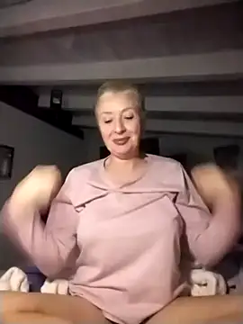 divinaerotica online show from 12.15.25