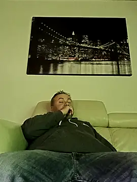 Snapshot of Pourleplasirs chatting on 11.06.25 Pourleplasirs online show from 11.06.25