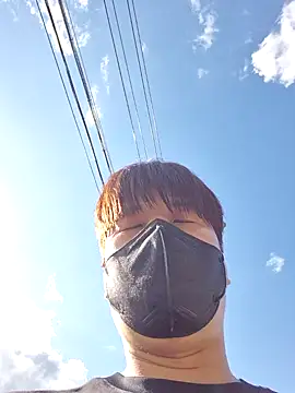 Snapshot of Tyyyggjju chatting on 10.23.25 Tyyyggjju online show from 10.23.25