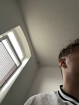 Snapshot of Mo_2003 chatting on 01.27.25 Mo 2003 online show from 01.27.25