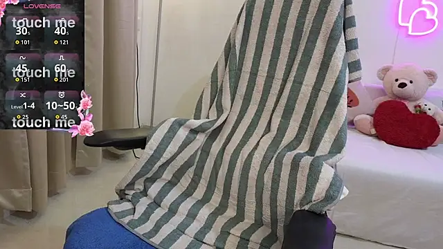 MISS MYRA online show from 03.07.26