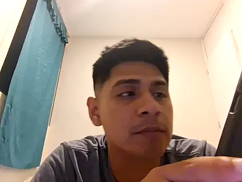 latinhotboy69 online show from 01.18.26