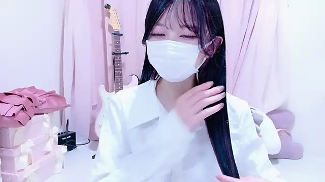 Megu-mimi online show from 10.20.25