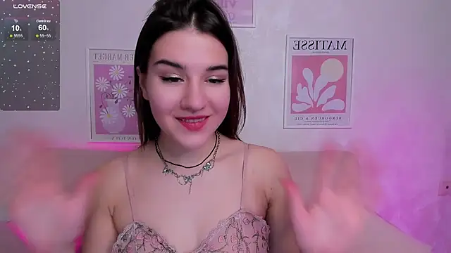 Snapshot of Sweetie_Catt chatting on 10.17.25 Sweetie Catt online show from 10.17.25