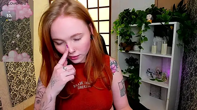 Maya Light online show from 02.24.25