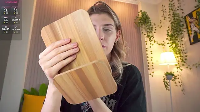 Snapshot of heartseduction chatting on 02.28.26 heartseduction online show from 02.28.26