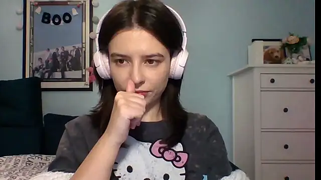 Snapshot of LariceSexy chatting on 10.04.25 LariceSexy online show from 10.04.25