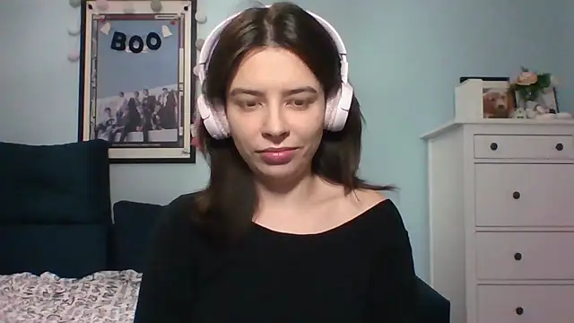 Snapshot of LariceSexy chatting on 10.12.25 LariceSexy online show from 10.12.25