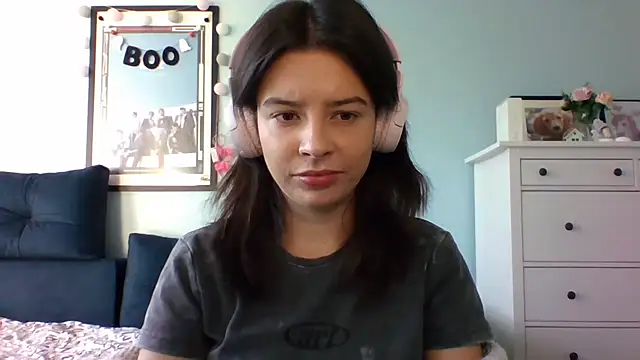 Snapshot of LariceSexy chatting on 10.20.25 LariceSexy online show from 10.20.25