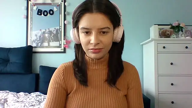 Snapshot of LariceSexy chatting on 10.22.25 LariceSexy online show from 10.22.25