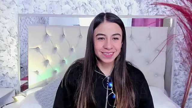 Ariana greenblat online show from 10.07.25