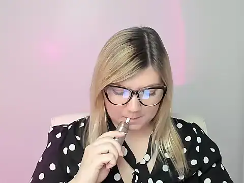 Lola moree online show from 10.22.25