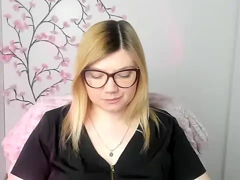 Lola moree online show from 03.27.26