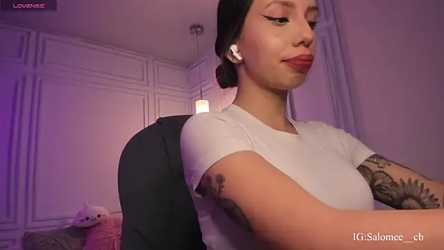 Snapshot of Salome__evans chatting on 11.12.25 Salome evans online show from 11.12.25