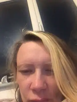 blondey206 online show from 03.18.25