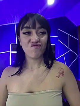 Snapshot of Melody_rousse_ chatting on 10.06.25 Melody rousse online show from 10.06.25