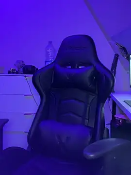 Snapshot of lucas_kazimm chatting on 02.27.25 lucas kazimm online show from 02.27.25