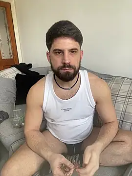 Snapshot of lucas_kazimm chatting on 03.14.25 lucas kazimm online show from 03.14.25