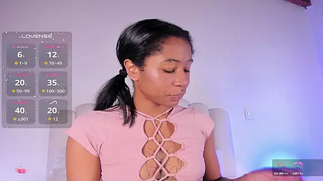 Zaira Rose  online show from 09.14.25