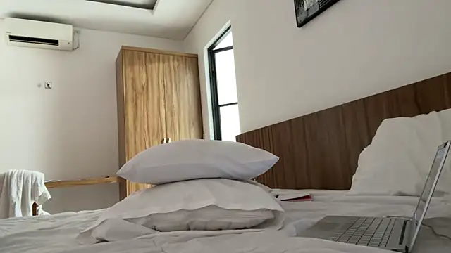 valure lera online show from 10.03.25