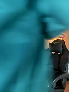 Hadley  online show from 09.09.25