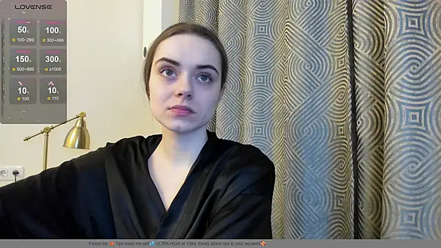 Snapshot of Hustle_Babyy chatting on 02.05.26 Hustle Babyy online show from 02.05.26