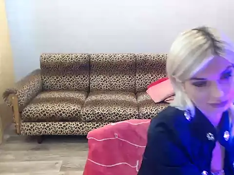 SexyBeatriice online show from 10.16.25