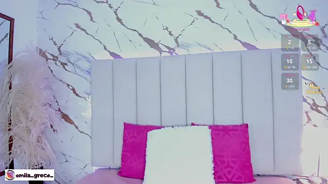 Mia greco  online show from 11.03.25