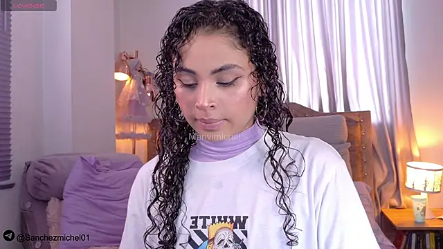 Marivimichel1 online show from 10.27.25