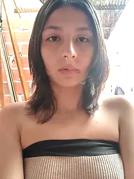 Maiden-Hot online show from 10.17.25